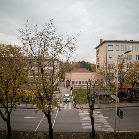 Duga Apartmani Kragujevac Dış mekan fotoğraf