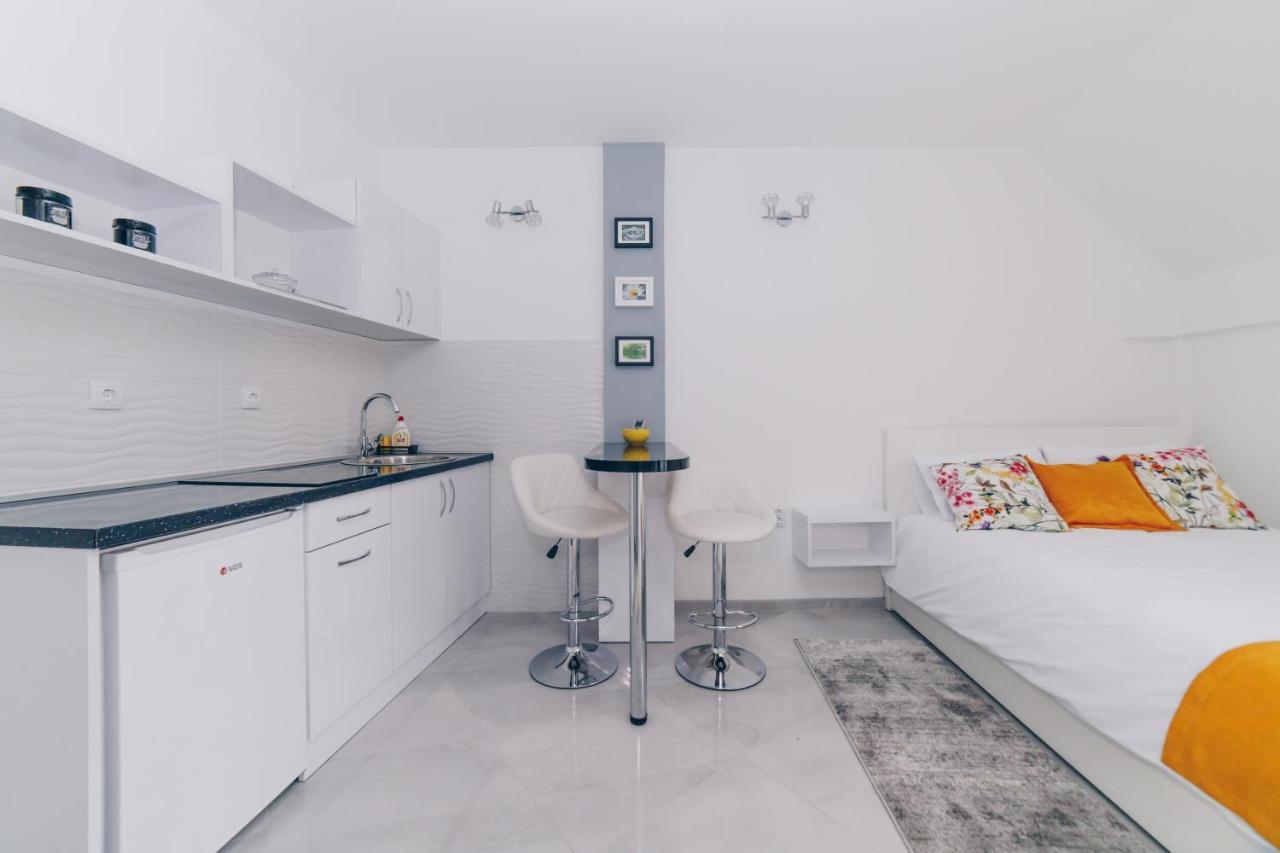 Duga Apartmani Kragujevac Dış mekan fotoğraf