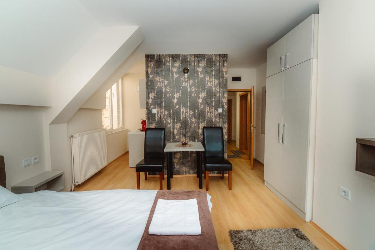 Duga Apartmani Kragujevac Dış mekan fotoğraf
