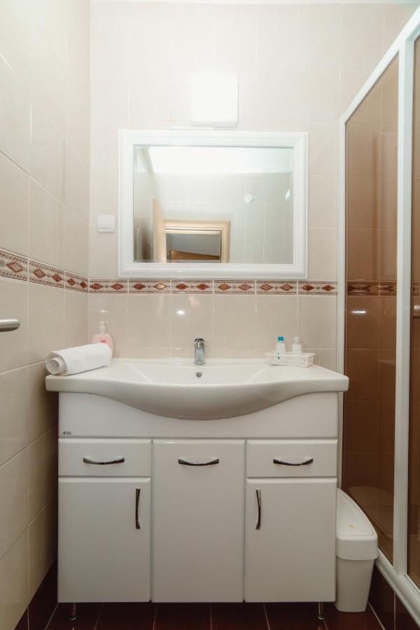 Duga Apartmani Kragujevac Dış mekan fotoğraf
