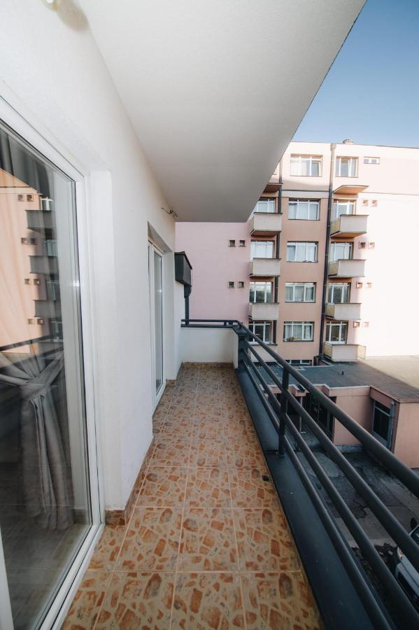 Duga Apartmani Kragujevac Dış mekan fotoğraf